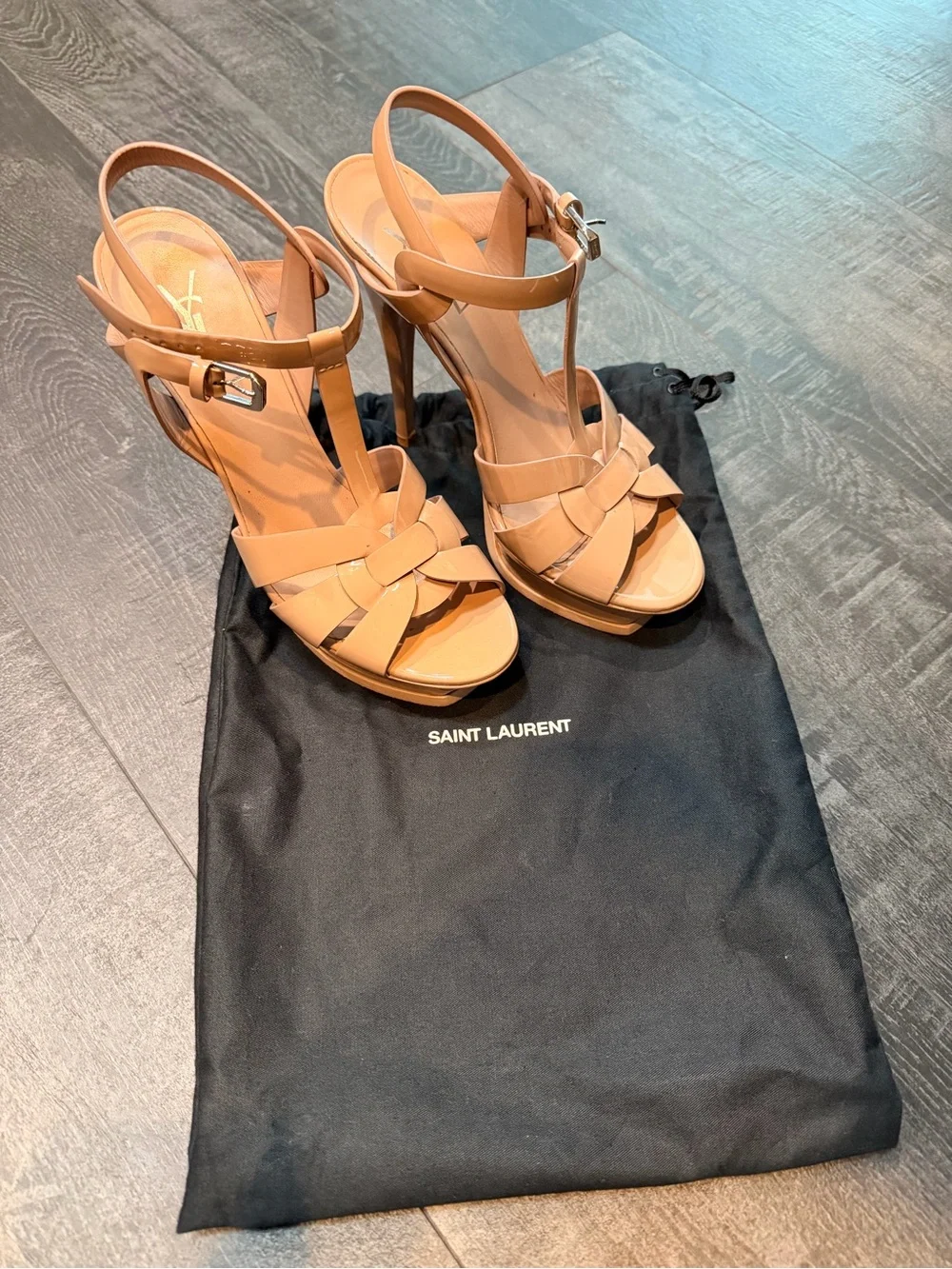 Saint Laurent Tan Leather Knot-Strap Platform Heels - Picture 3 of 4